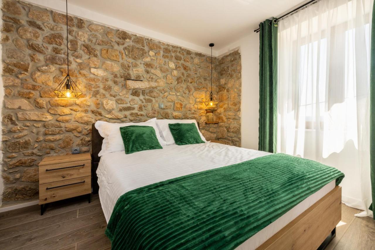 קריקווניצה Villa Antani With Heated Pool, Sauna & Jacuzzi מראה חיצוני תמונה